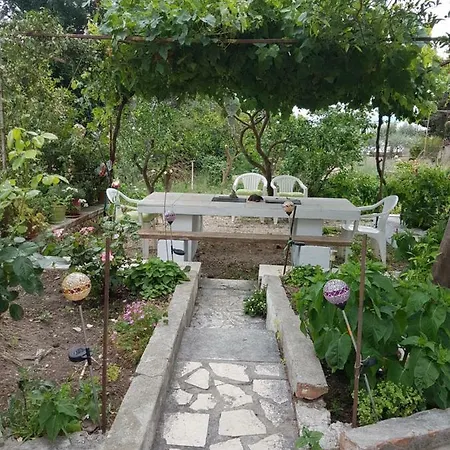 아파트 Lju On The